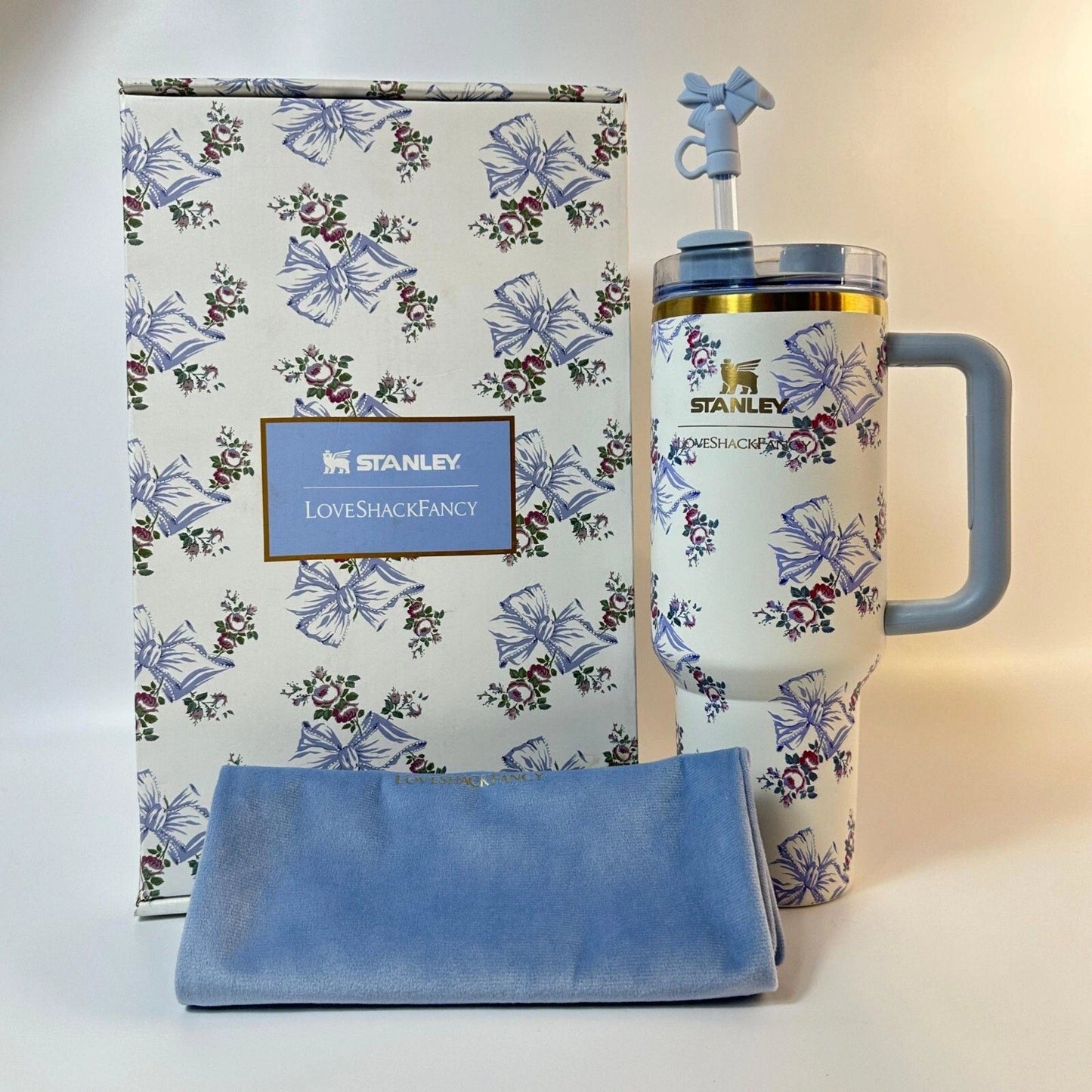Stanley x LoveShackFancy Holiday Quencher Tumbler 40oz