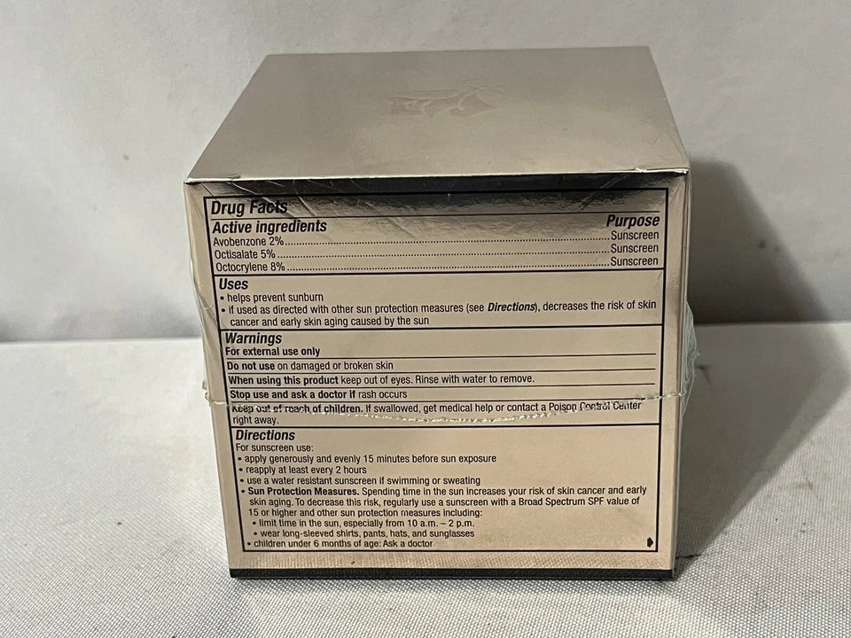 Lancôme Absolue Replenishing & Rejuvenating Day Cream SPF 15 – 50 mL / 1.7 oz NIB